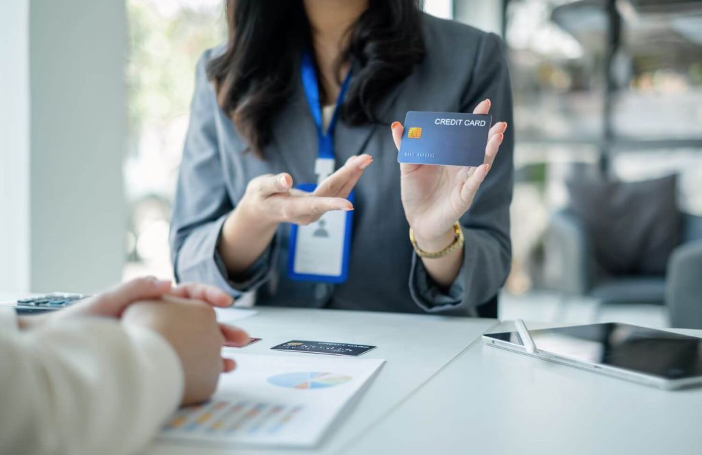 How Do i Apply For a Business Credit Card​